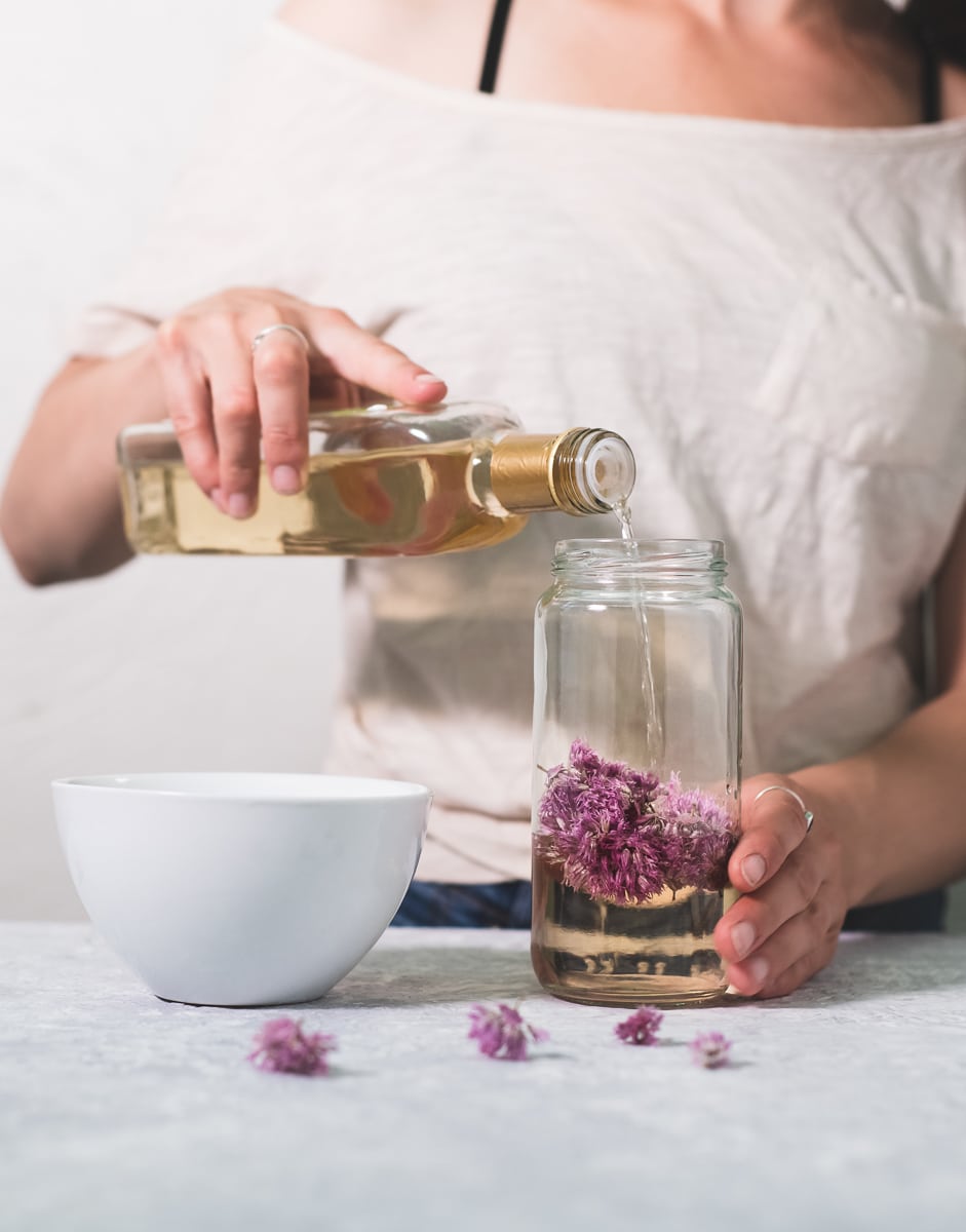 Easy DIY Chive Blossom Infused Vinegar - A Step-By-Step Guide | Beet of ...