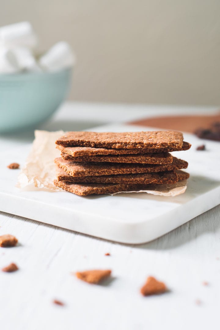 Healthy Homemade Graham Crackers (with Oat Flour) | Beet of the Wild